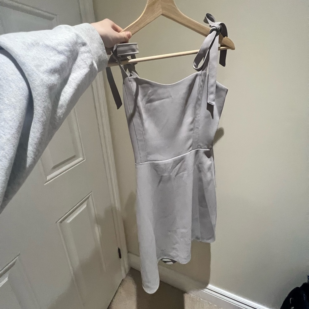 Aritzia Sunday best Elegant Gray Sleeveless Dress